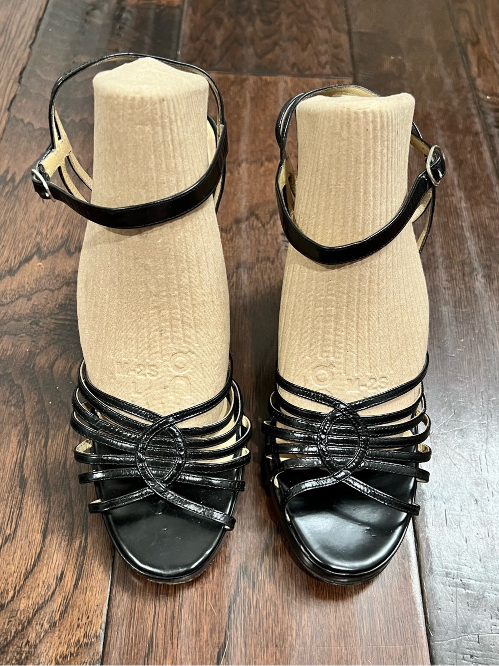 Authentic Dolce & Gabbana Leather Straps Heels